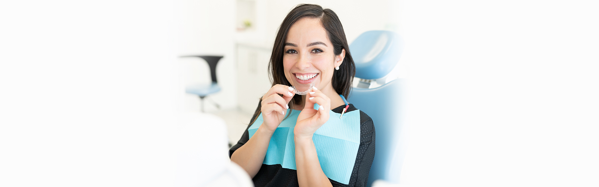 A Comprehensive Guide to Invisalign Treatment & Common Issues